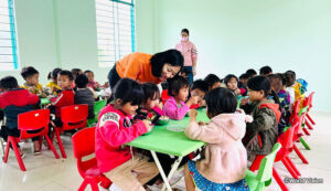 幼稚園での食事の様子